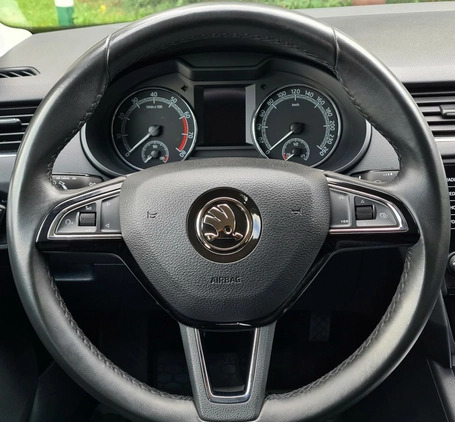 Skoda Octavia cena 69900 przebieg: 142442, rok produkcji 2019 z Łódź małe 407